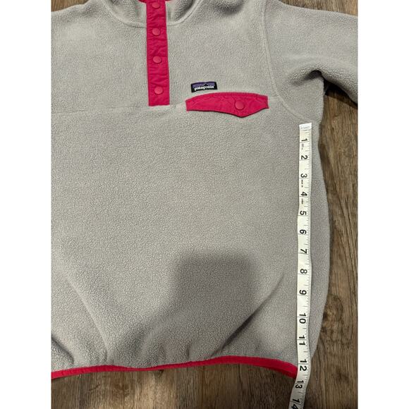 Patagonia Girls Lightweight Synchilla Snap-T Pullover Size Large (12) - Picture 8 of 9